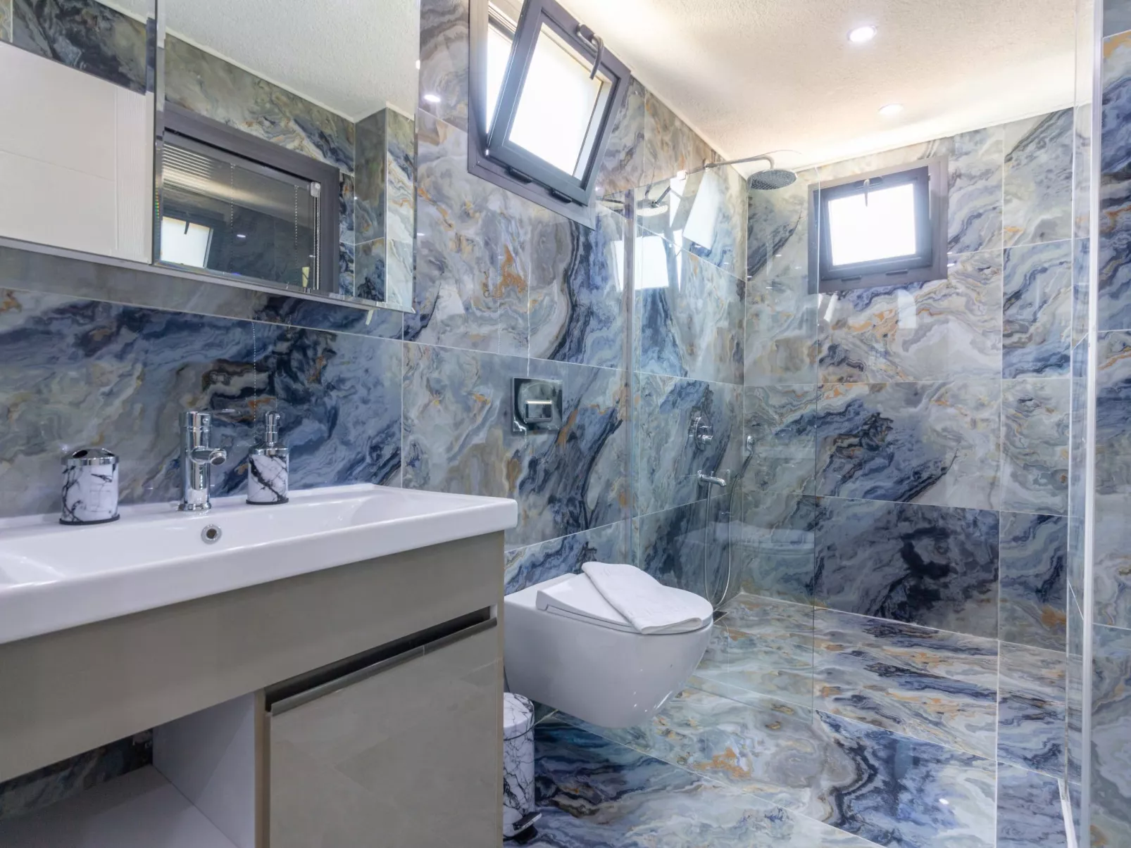 Moderne schöne Villa in der Natur für 4 Personen-Inside