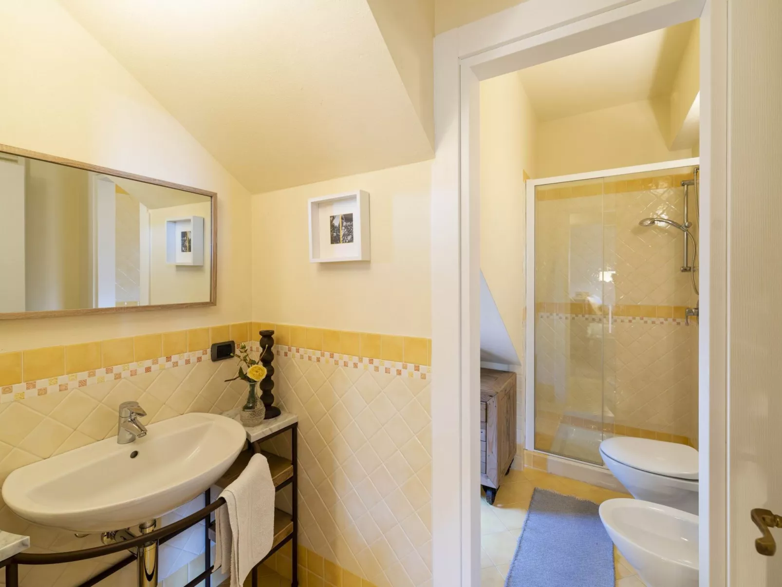 Ferienvilla 'Riparossa' mit eigenem Pool-Dedans