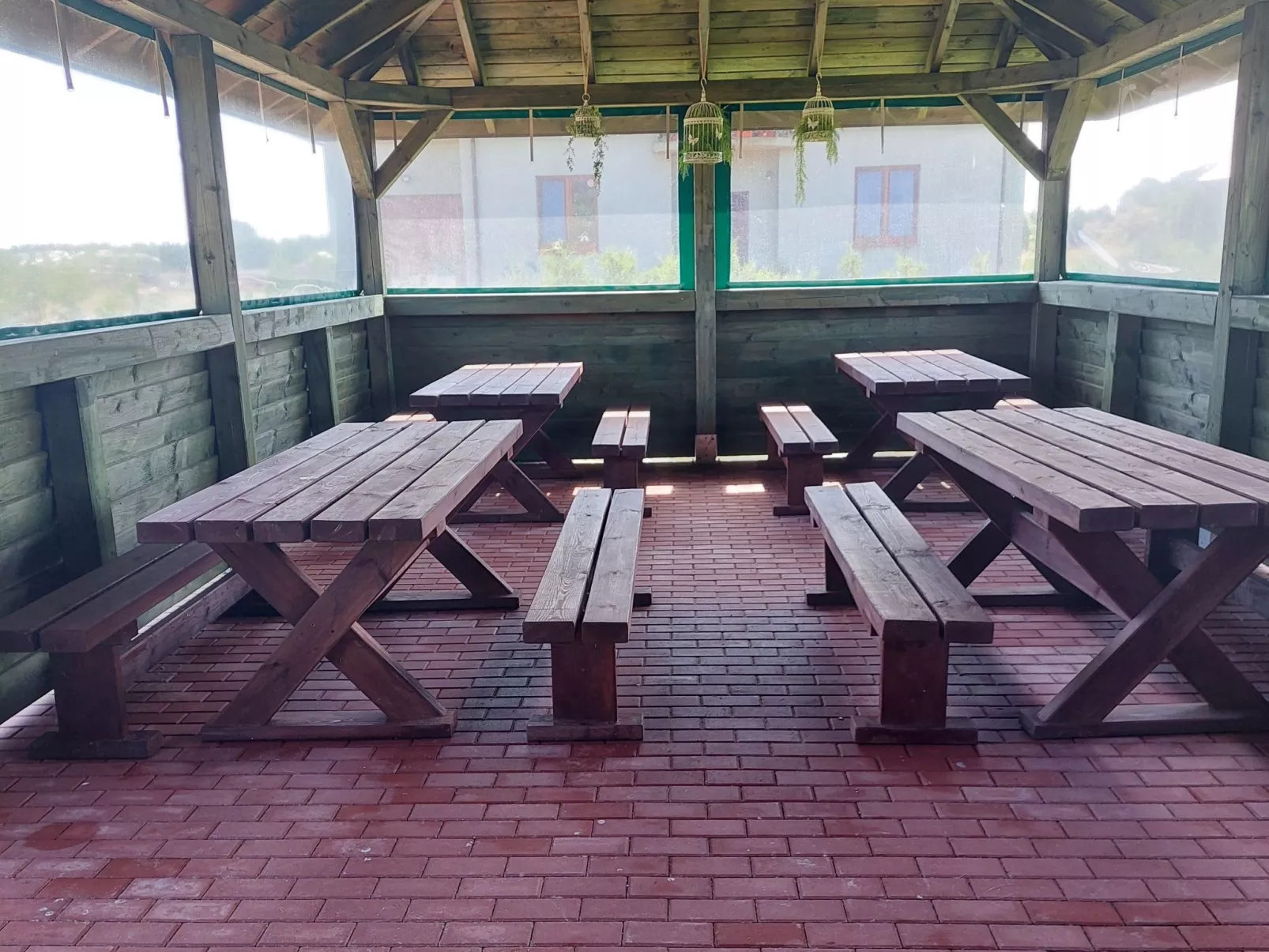 Green Corner Cottage 1-Outside