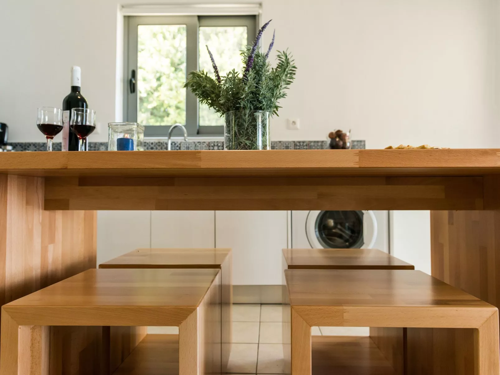 "Thea Thalassa" mit eigenem Pool-Dedans