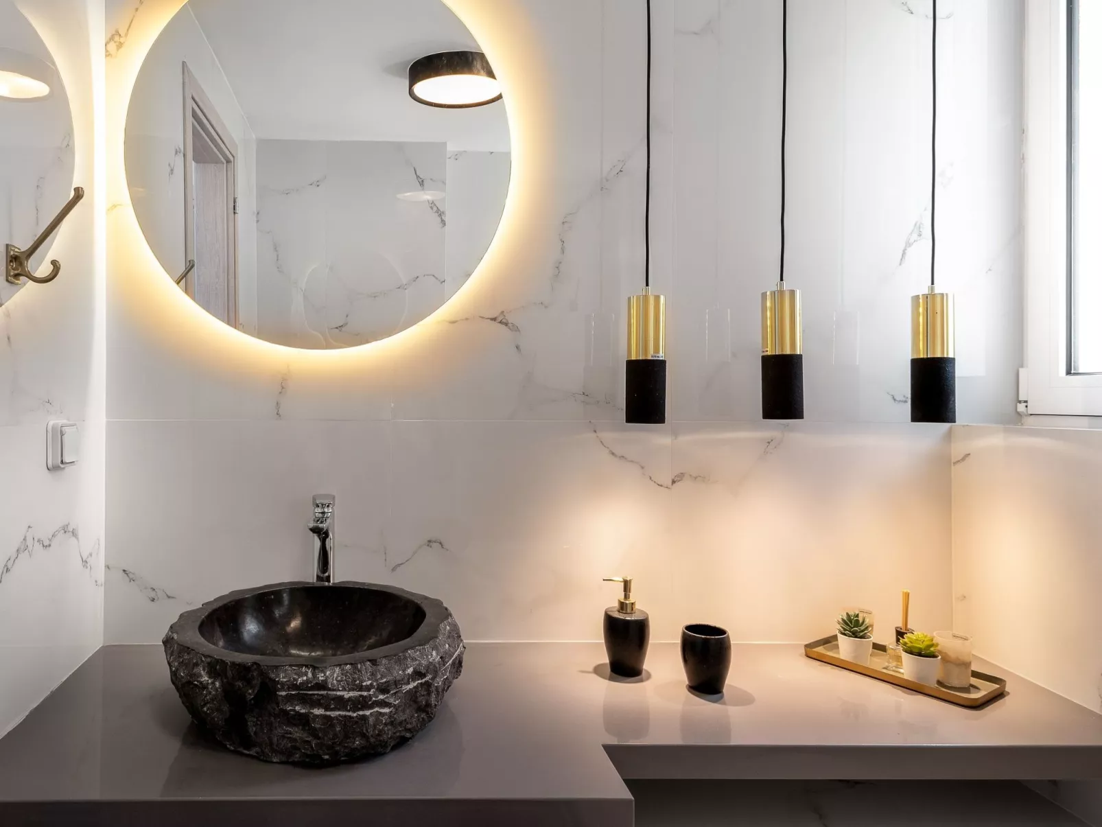 Schönes Ferienhaus in Afantou mit privatem Pool-Drinnen