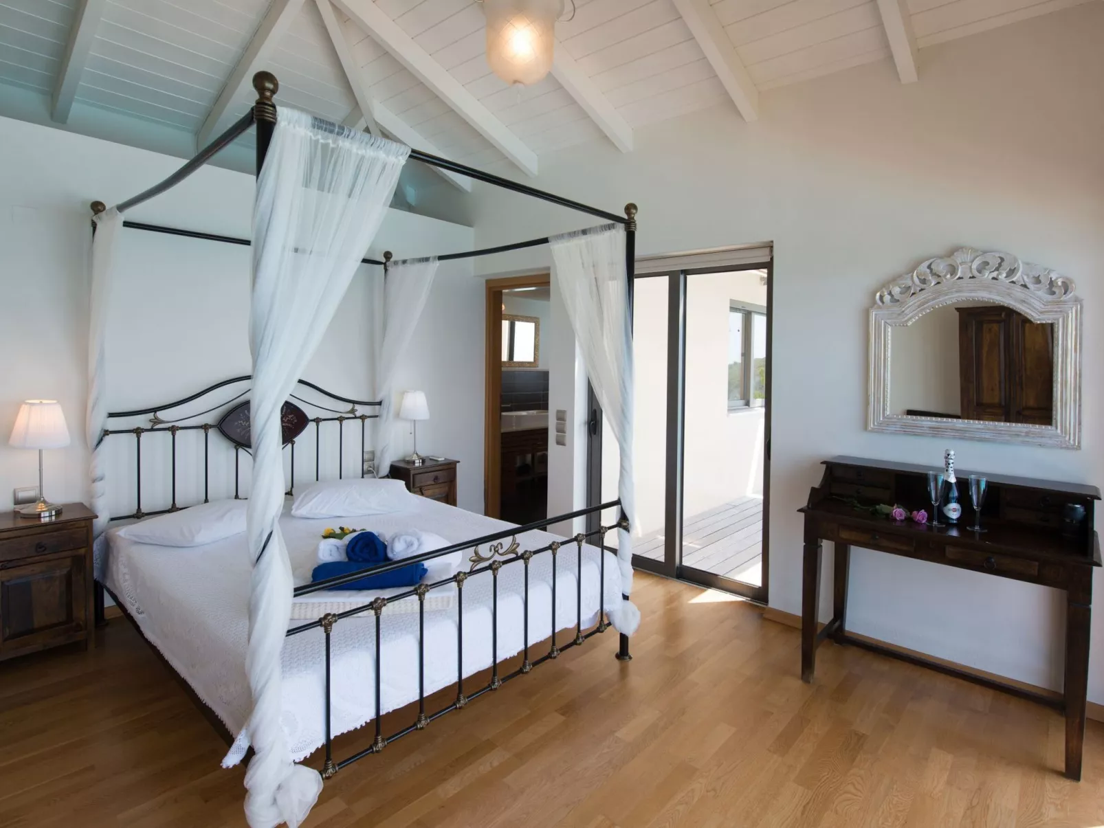 Schönes Haus in Lefkada mit privatem Pool und malerischer Aussicht-Drinnen