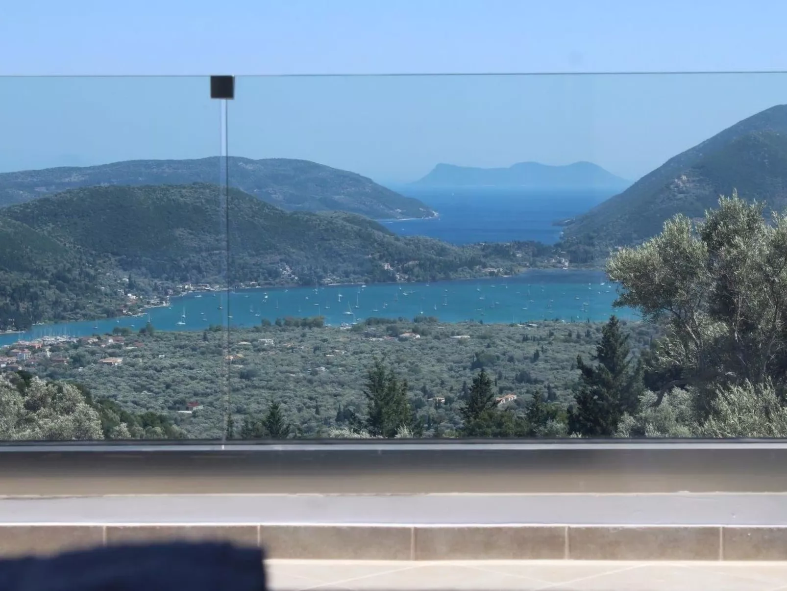 Ferienvilla "Maura" mit Infinity-Pool-Dehors