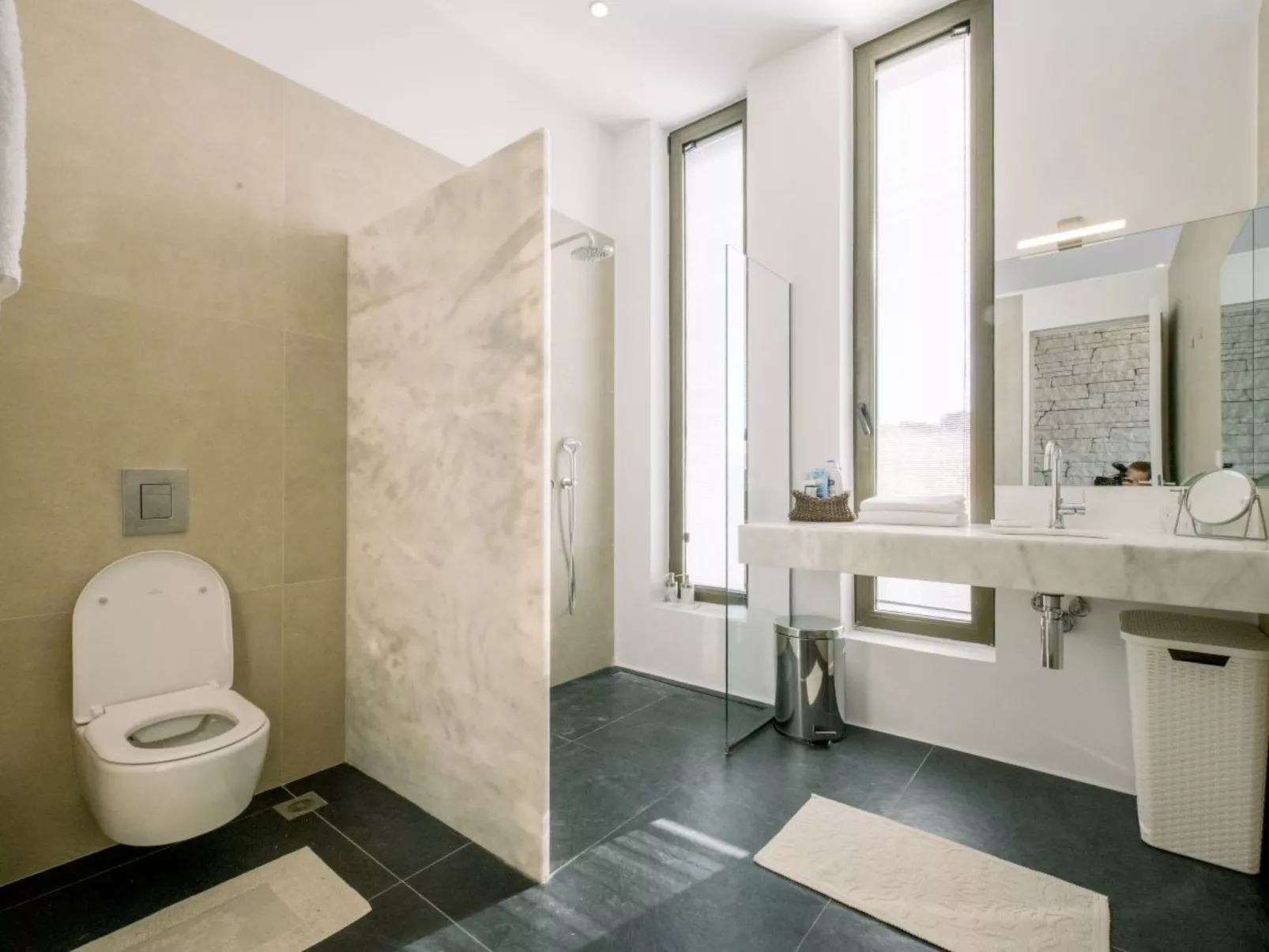 Neue einzigartige Villa mit atemberaubender Aussicht in Strandnähe-Image-tags.info