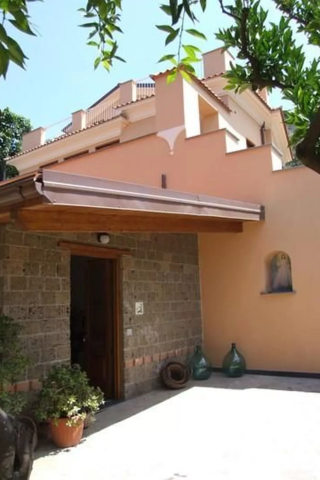 Wohnung 'Giglio' mit privatem Garten-Outside