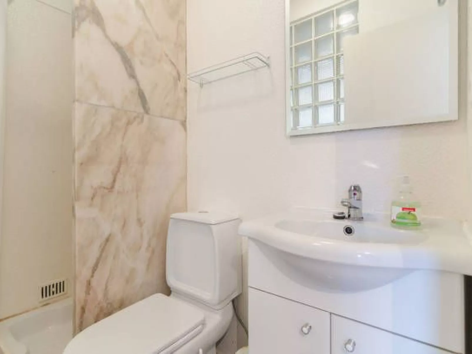 Wohnung "Girafa" mit Blick auf das Wasser-Image-tags.info