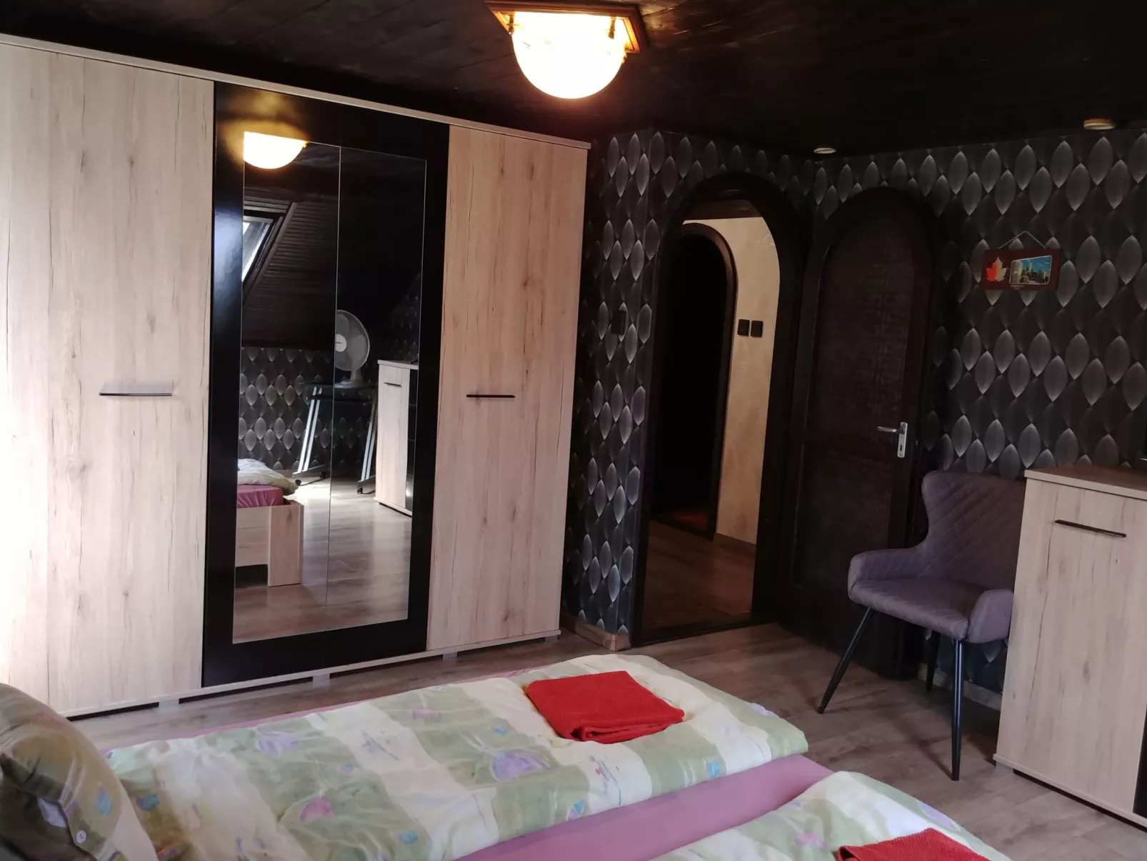 Elisabeth-Image-tags.info