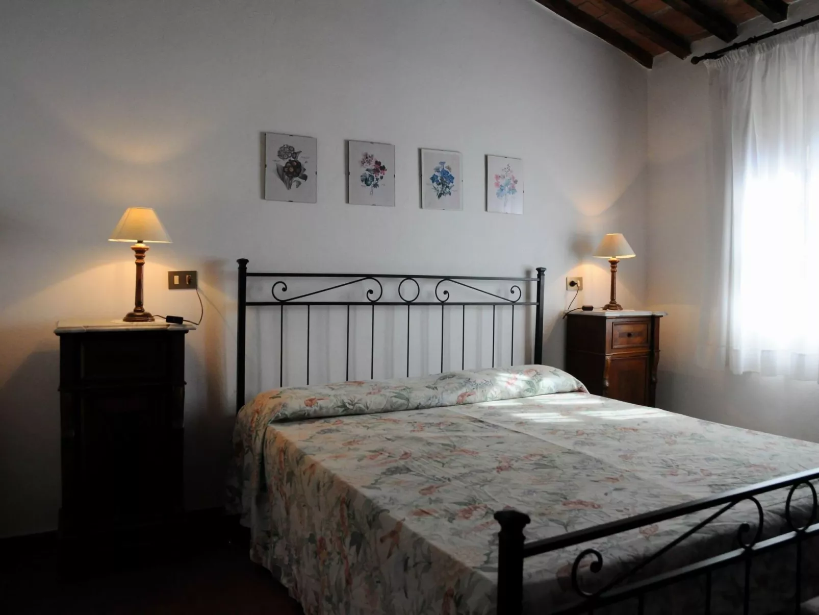 'Den Haag' mit eigenem Pool-Inside