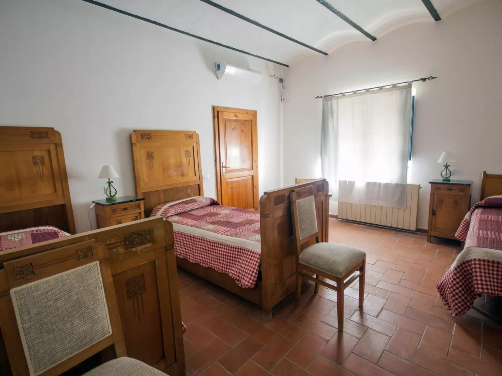 'Dispensa2' mit Pool-Inside