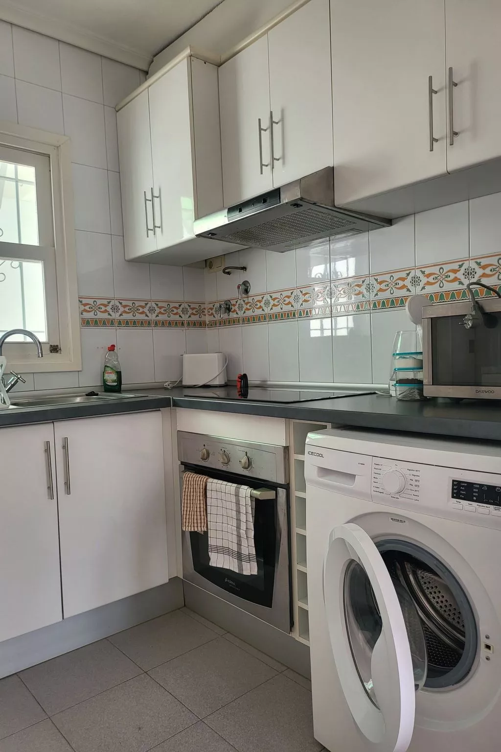 "VAO-Los Alcazares"-Drinnen