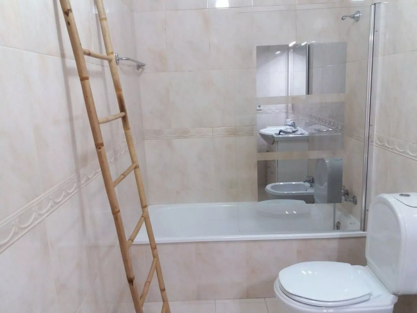 Sonnenstation im Zentrum-Drinnen