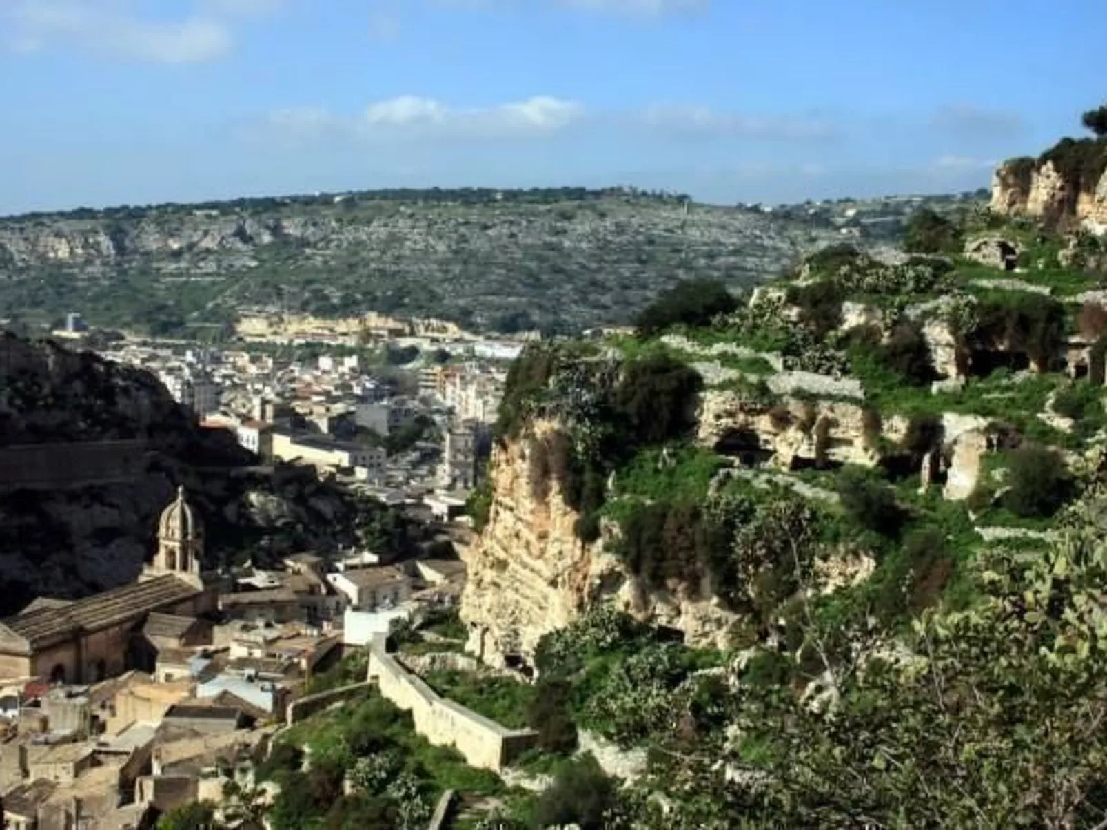 Steinhaus mit Panoramadachterrasse-Drinnen