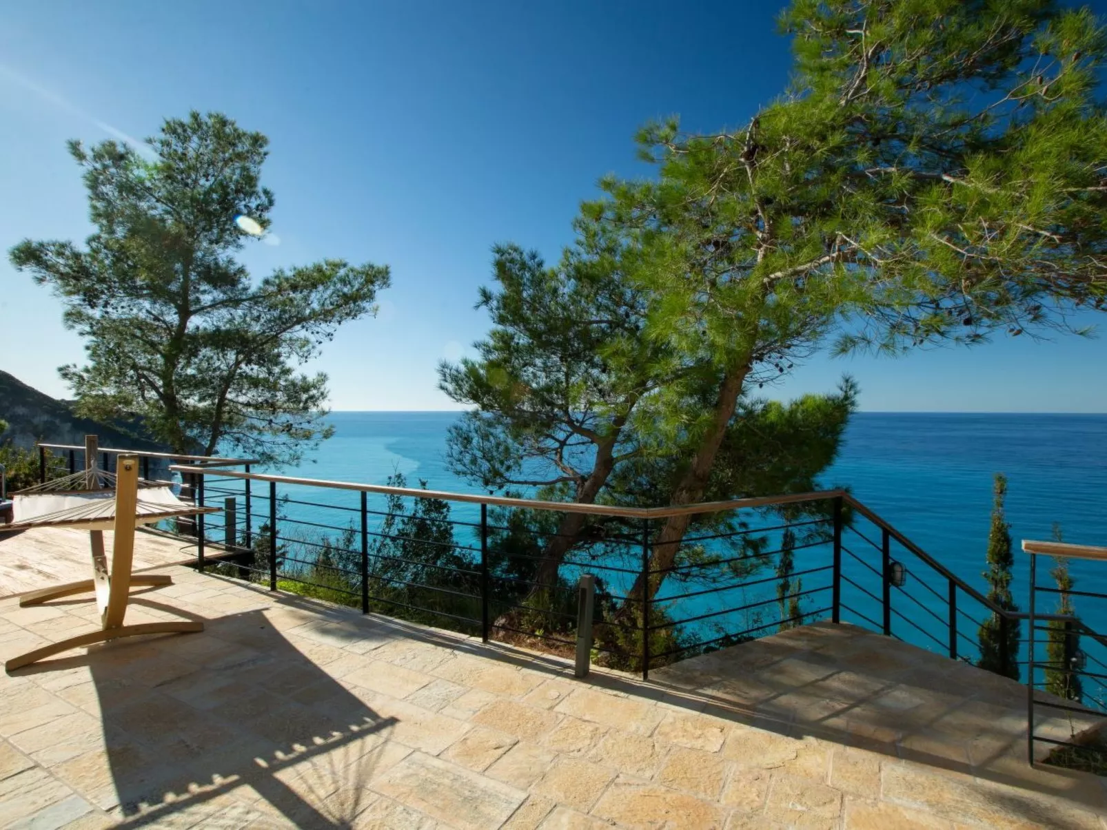 Milos Bay Villas- Brandneue moderne Villa mit spektakulärem Blick auf den Stran-Inside