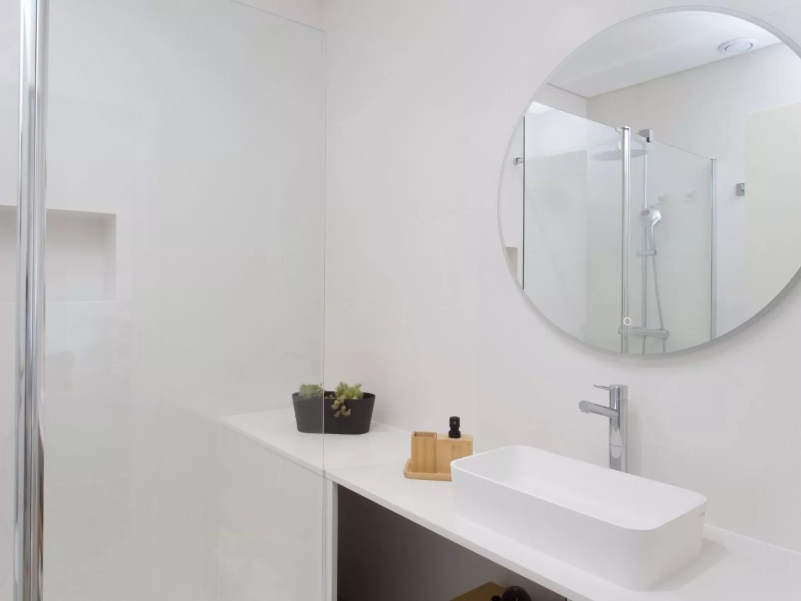 "BJ Apartment Funchal III"-Image-tags.info