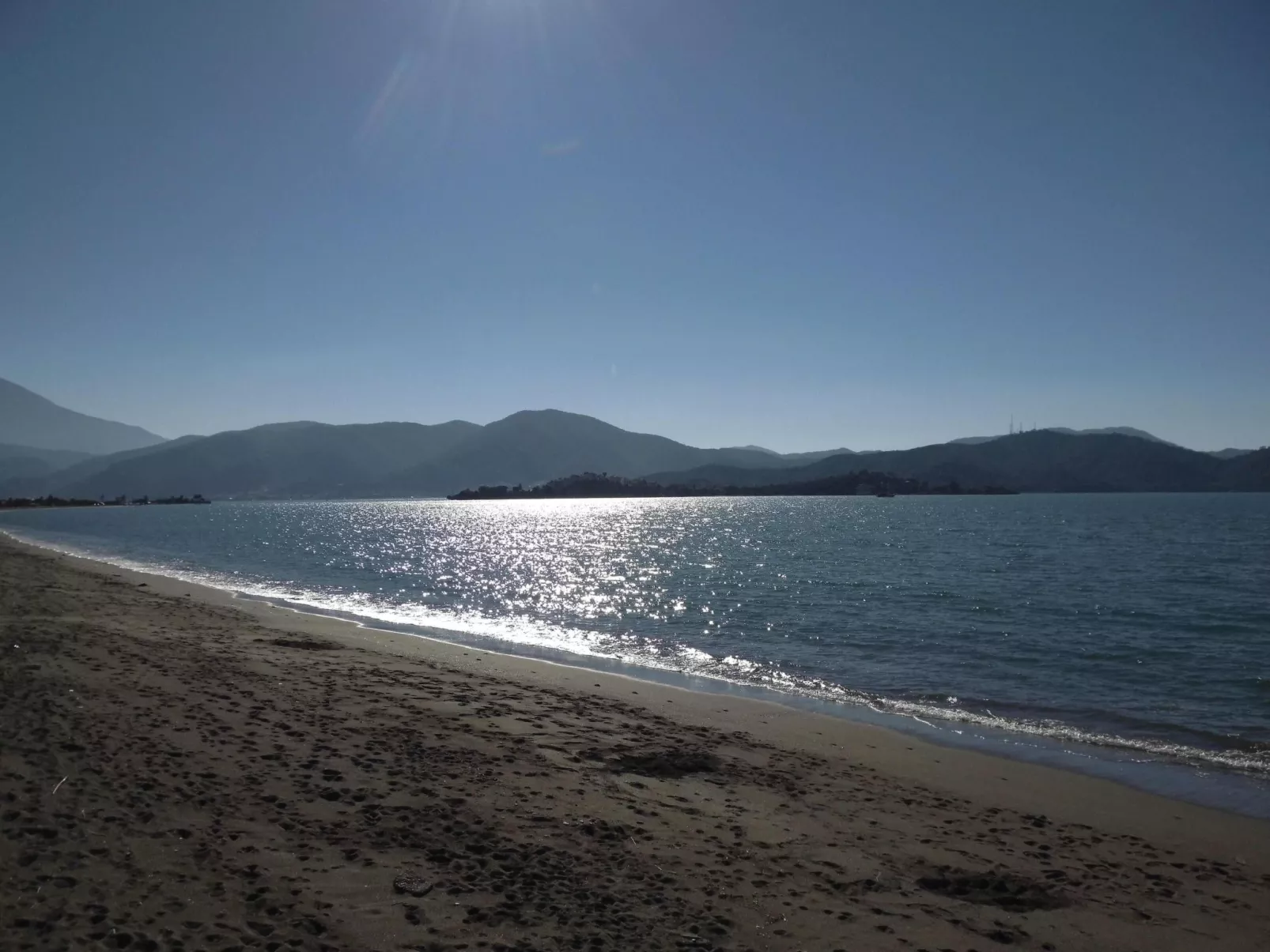 Strandnahe Ferienwohnung über zwei Etagen-Dedans