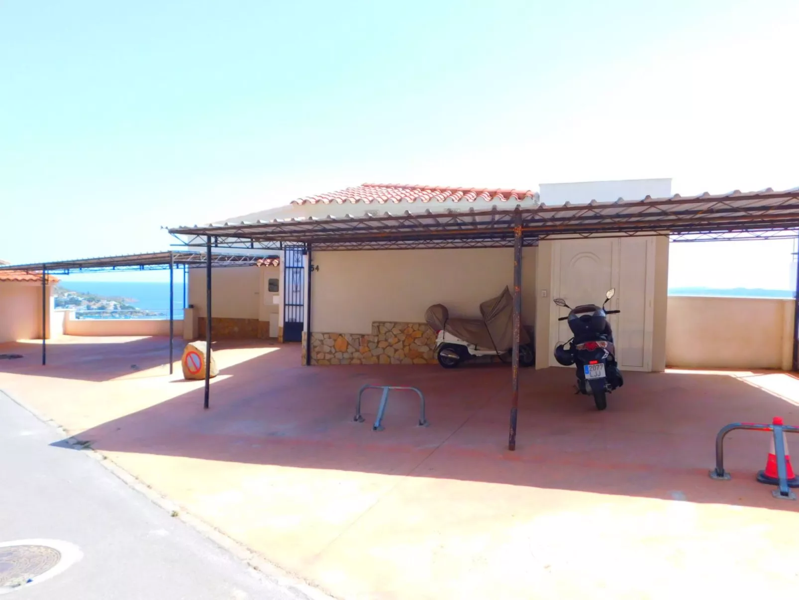 A-157 Joan Margarit-Dehors