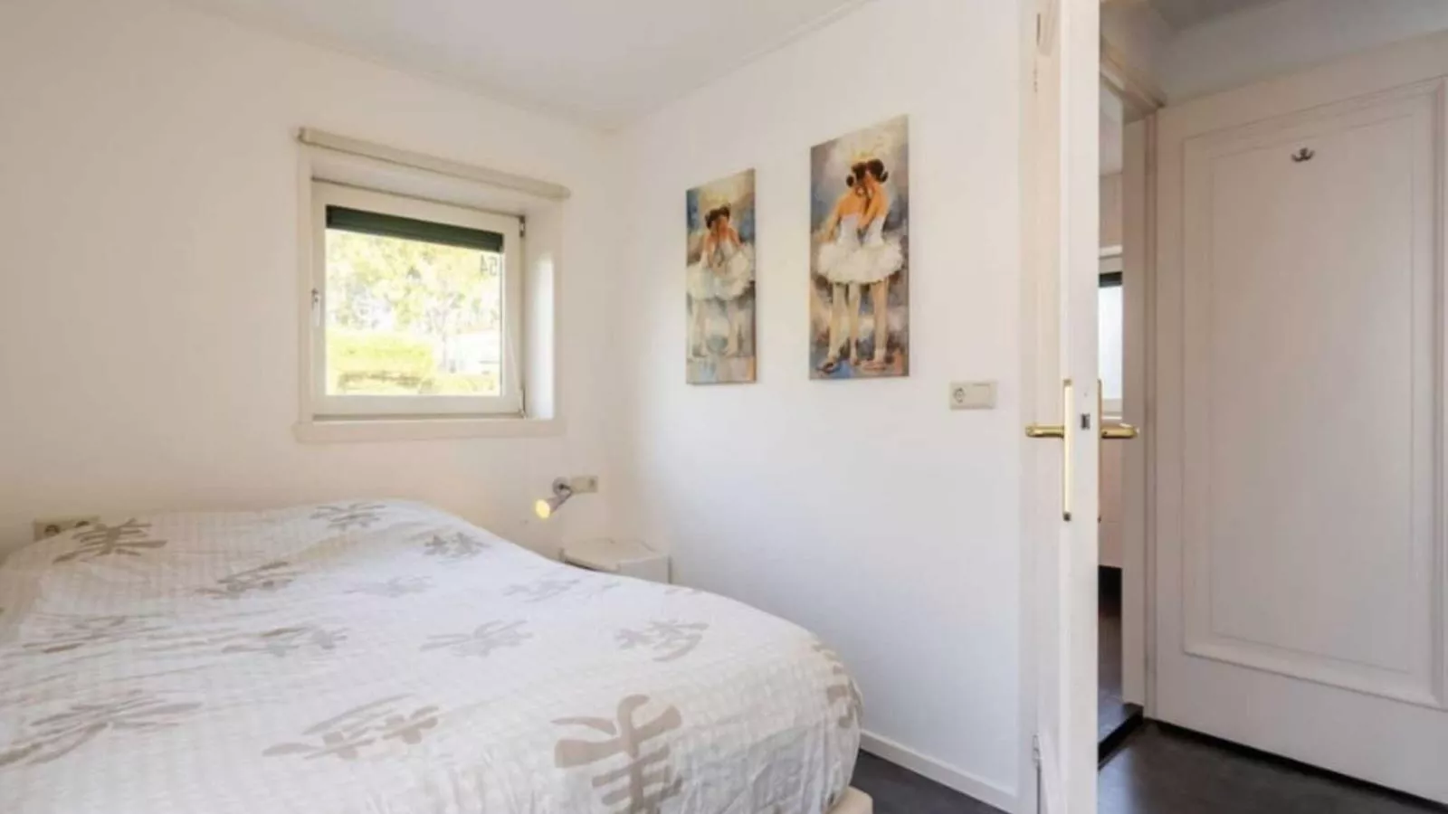 Scheldeoord 54-Bedroom