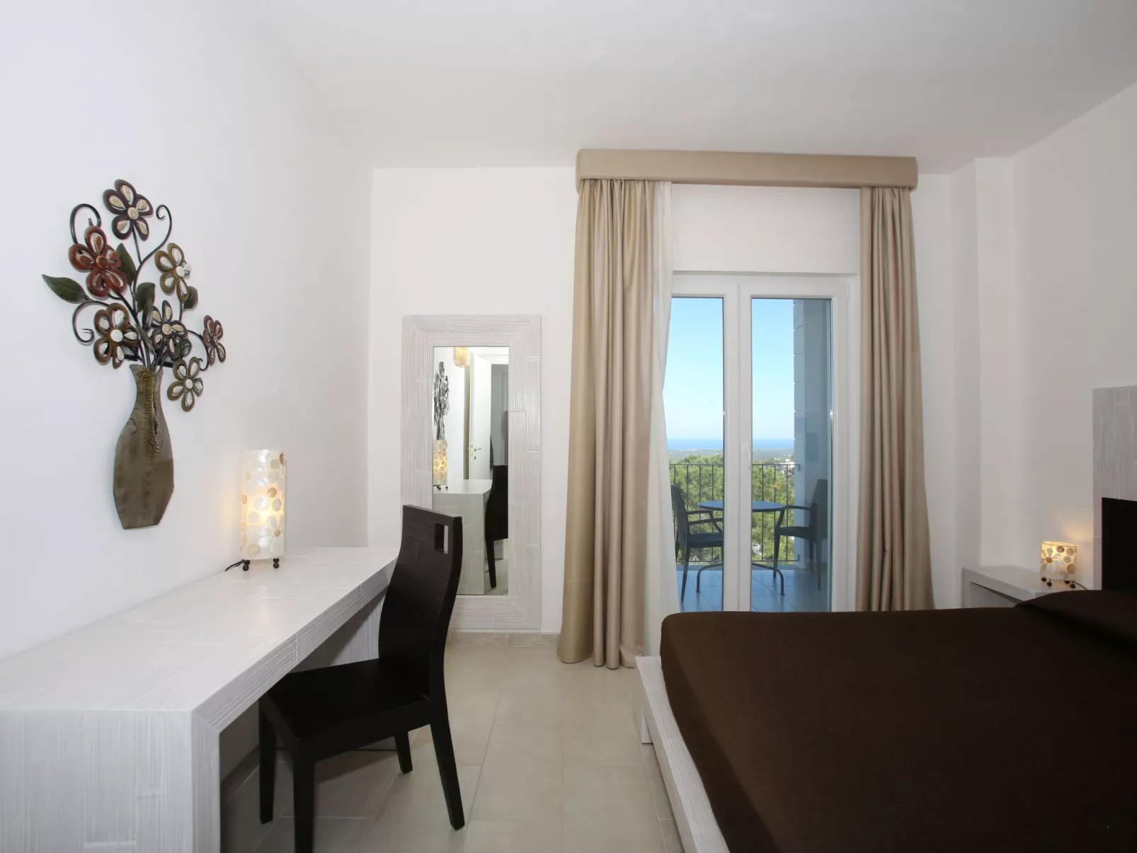 Villa Artemide - piscina panoramica - vista WOW!-Drinnen