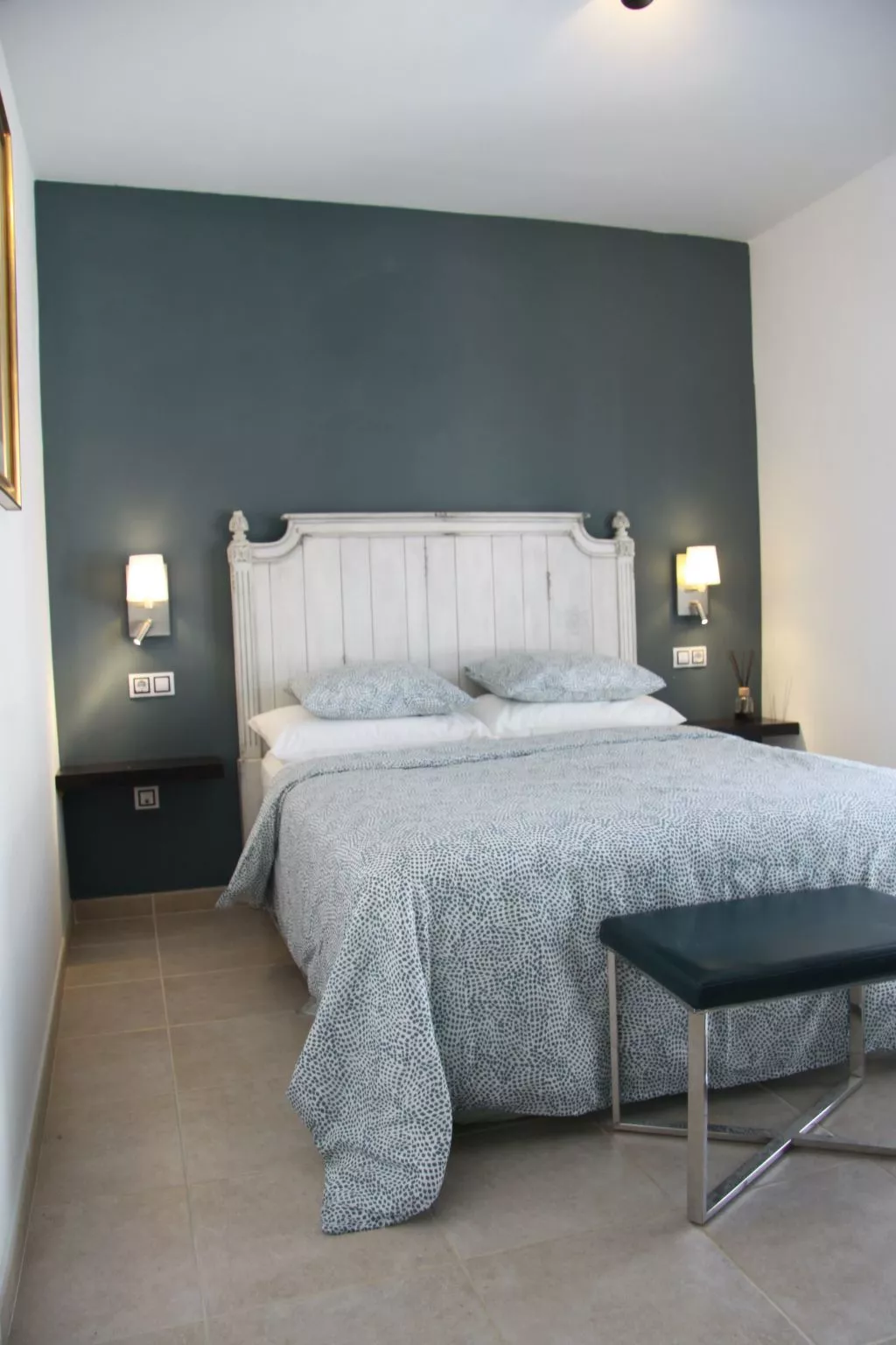 Mit Pool für 2 Personen und 4 Kinder-Inside