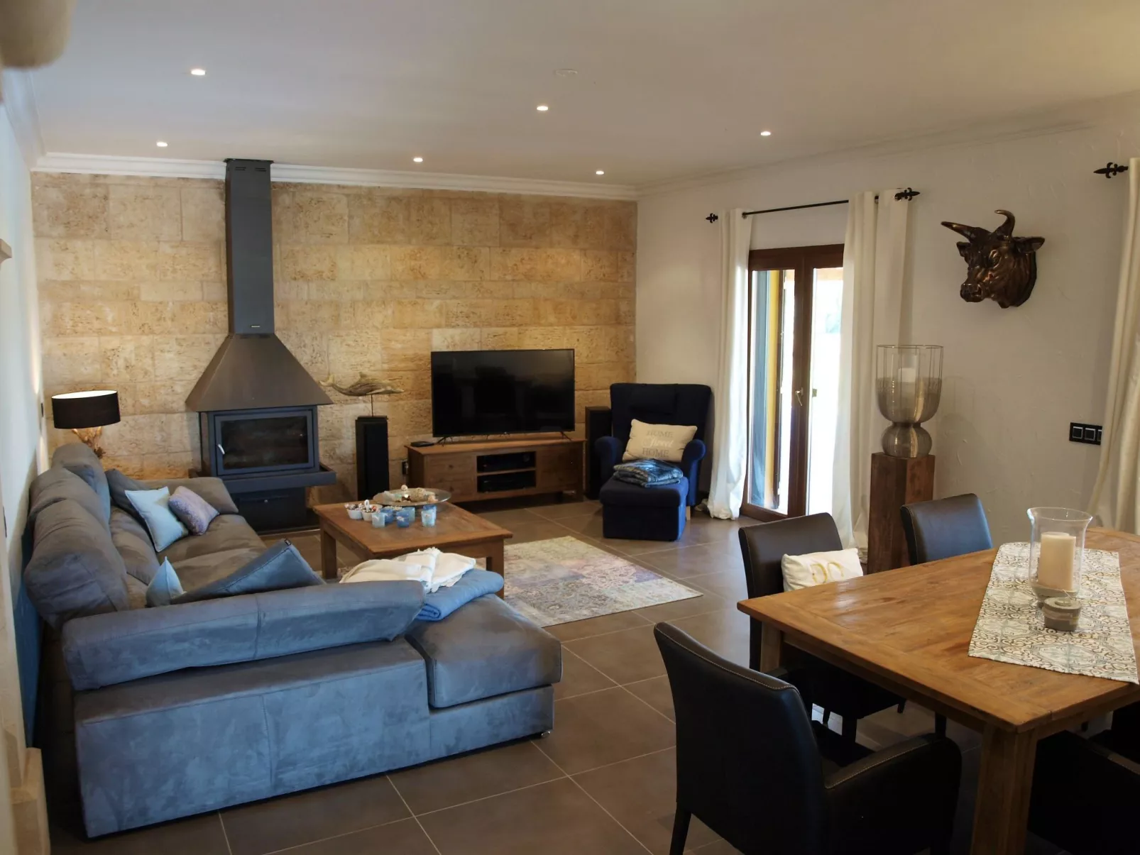 Finca Alegria-Inside