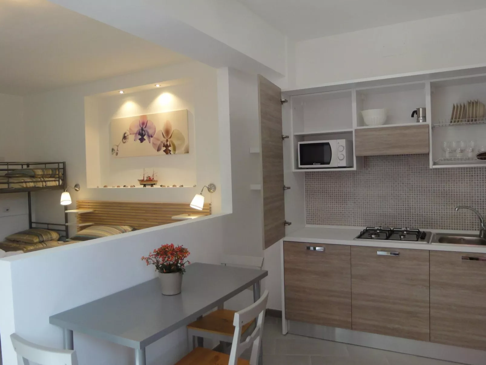 Appartement in Centola mit Grill, Terrasse und Garten-Dedans