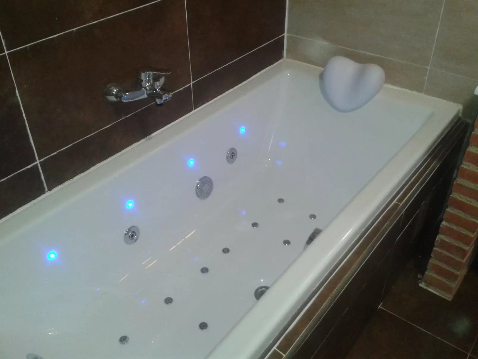 Sehr gepflegtes Ferienhaus im typisch spanischen Stil mit Garten, zwei Terrasse-Image-tags.info