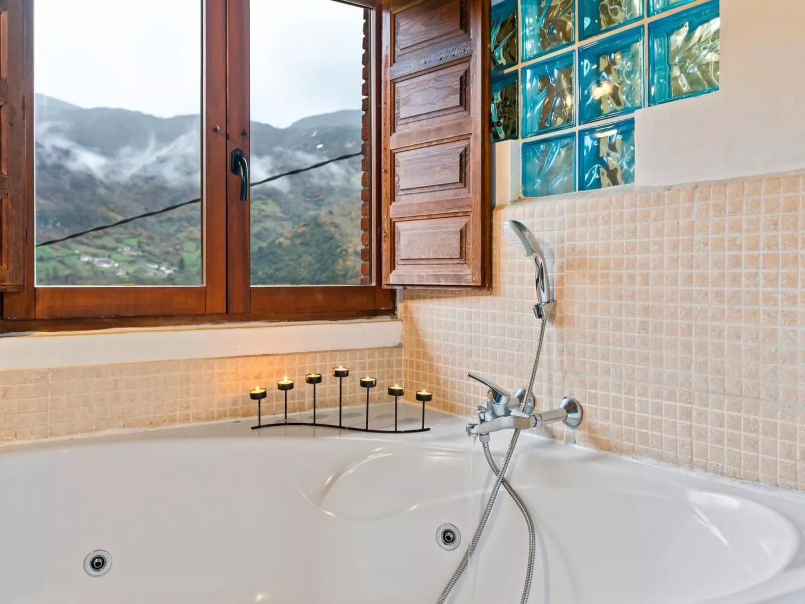 Ländliche Wohnung El Carbayu-Dedans