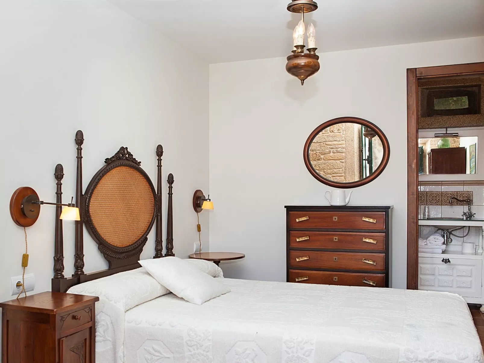 Haus Axouxere-Inside