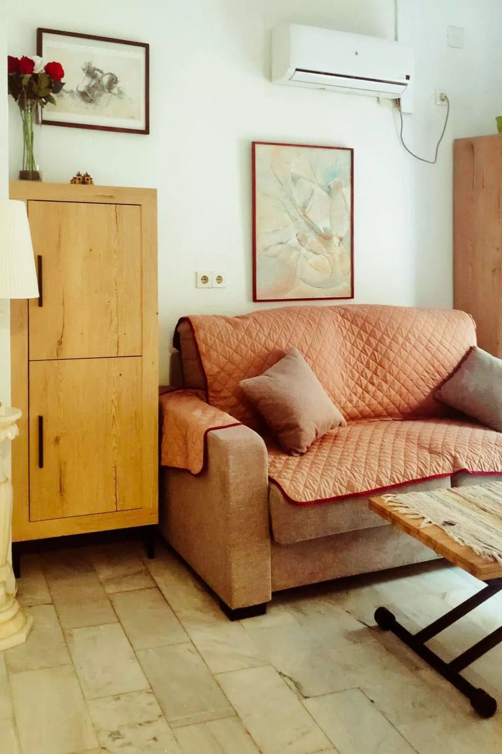 Touristische Wohnung "Apt. mit Balkonen".-Image-tags.info