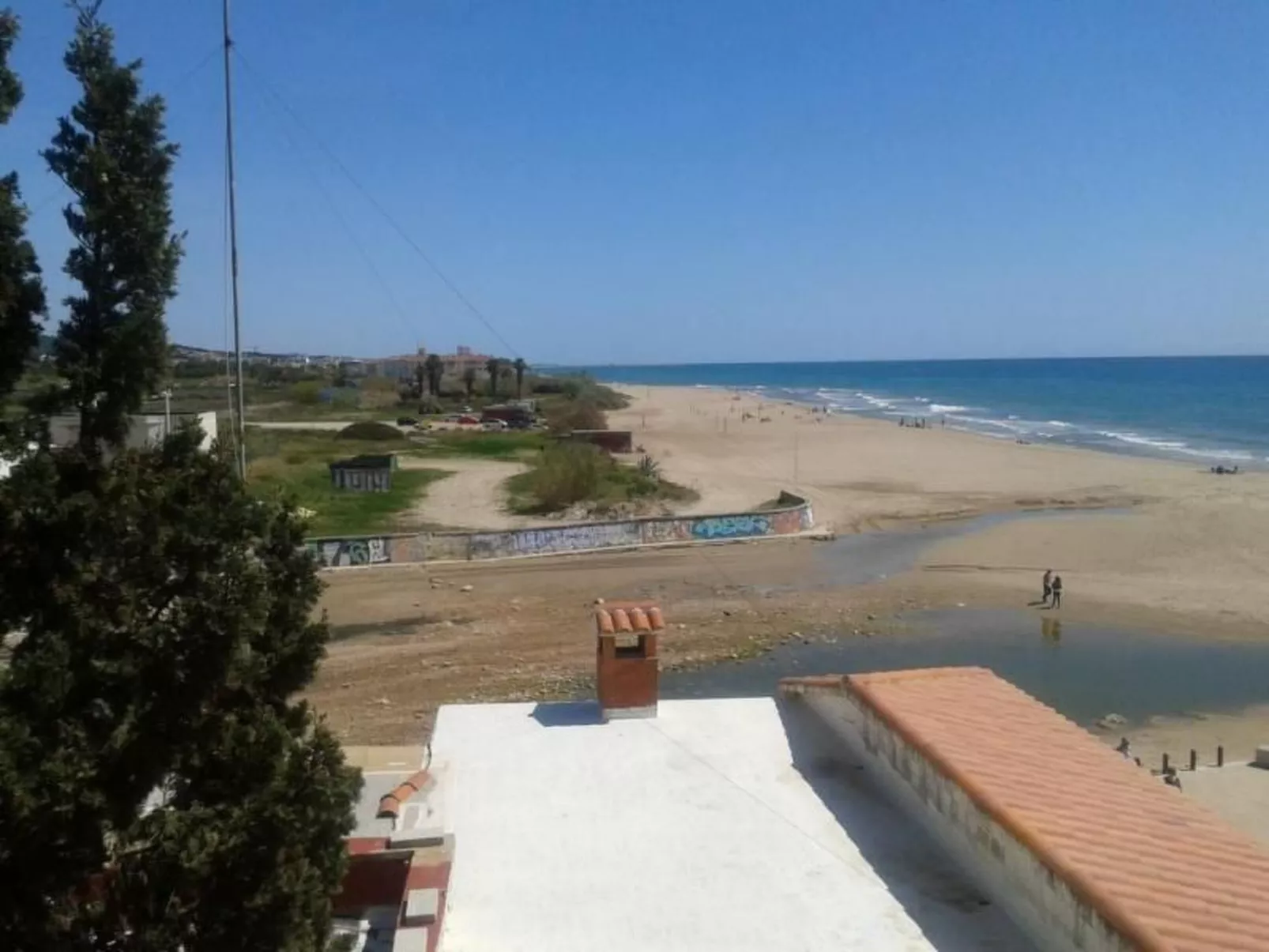 Direkt am Meer von Coma-ruga-Outside