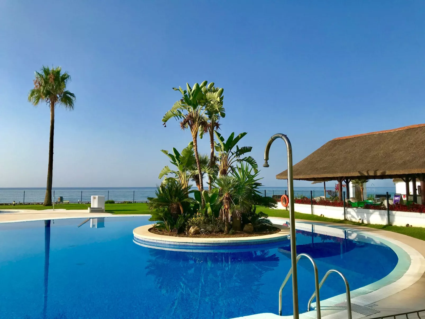 "Mi Capricho".-Outside