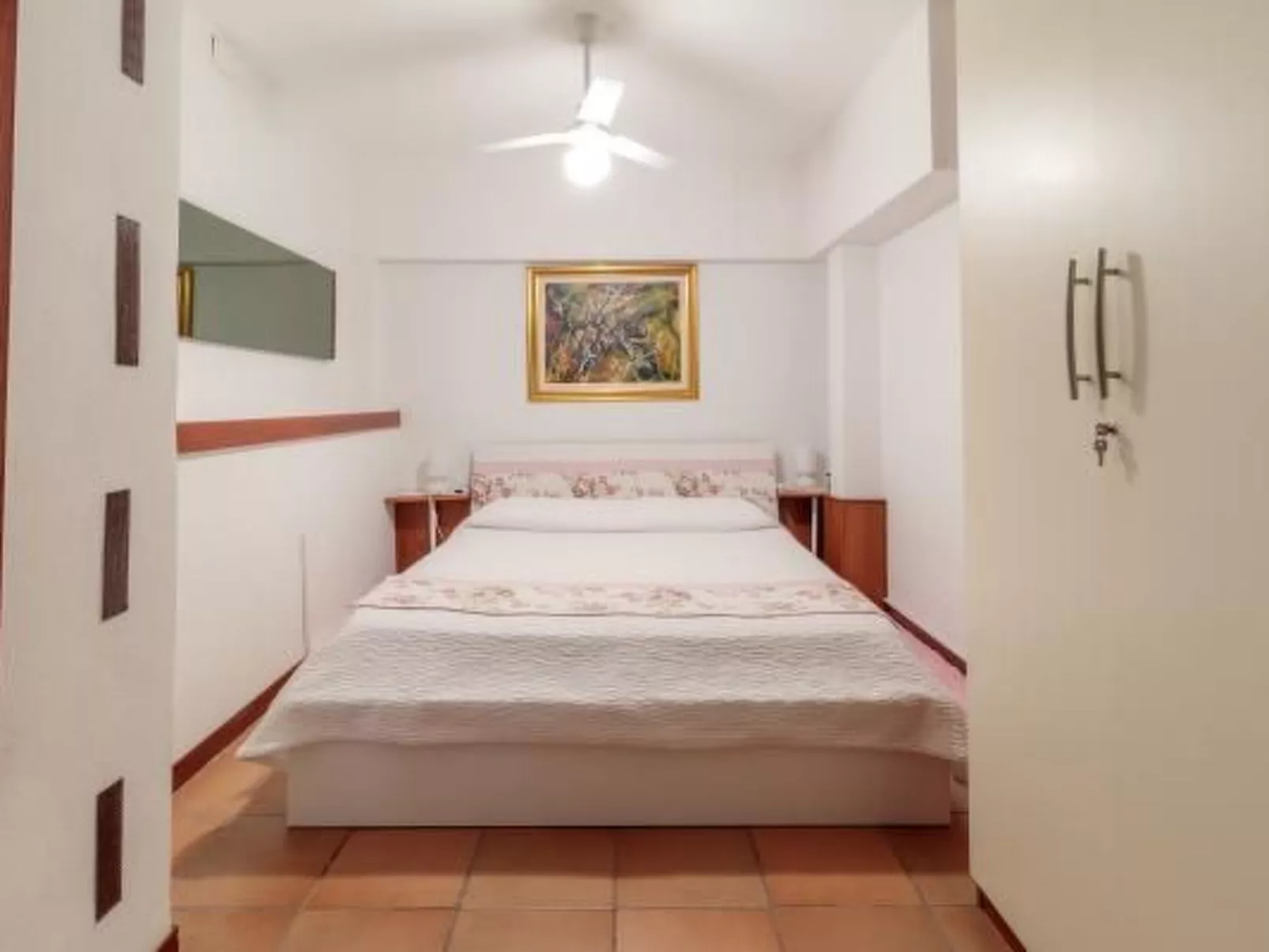 Zyklopenhaus. Erstaunliche Aussicht und privates Mini-Spa-Inside