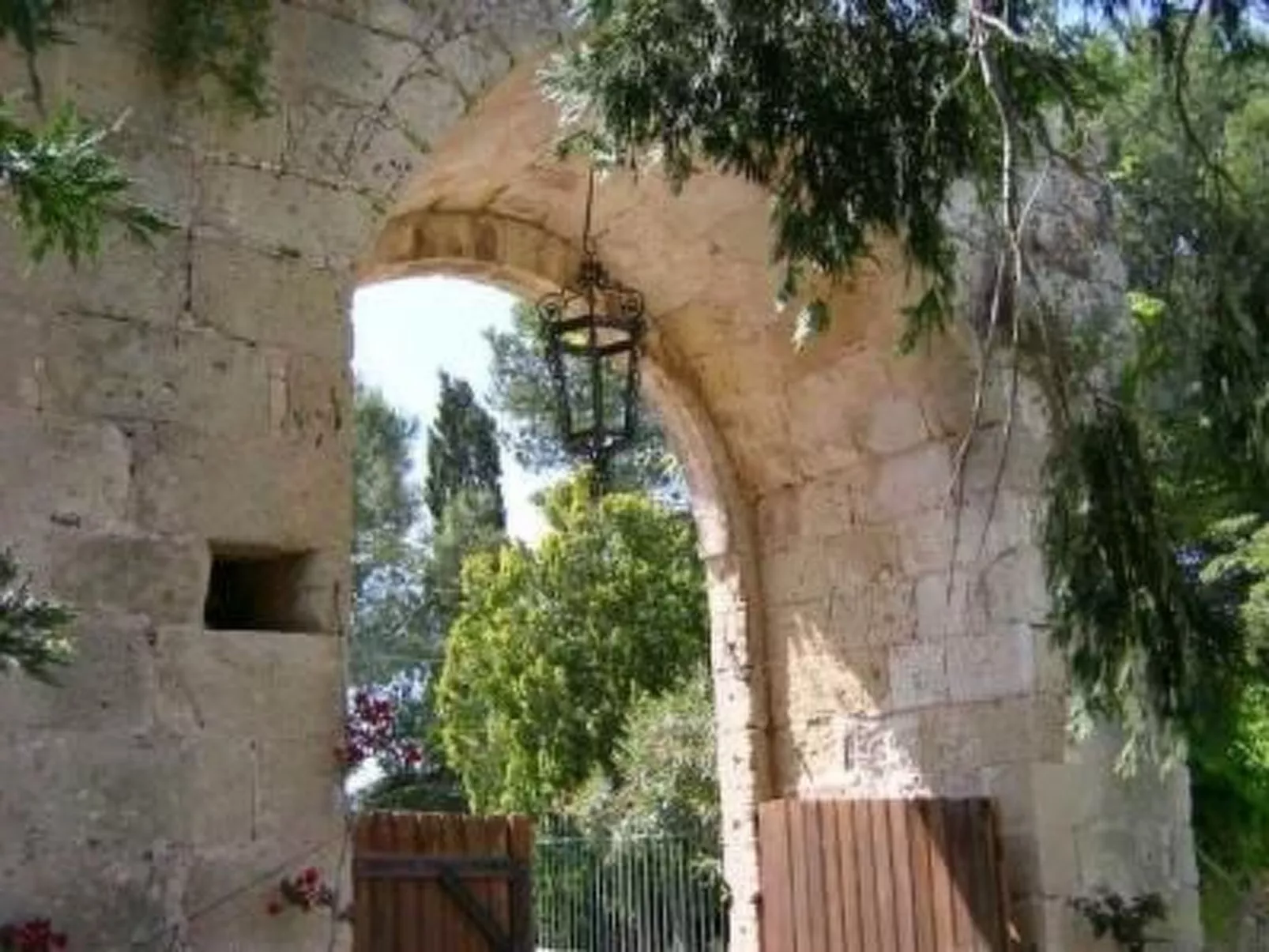 Mit Privatparkplatz-Inside