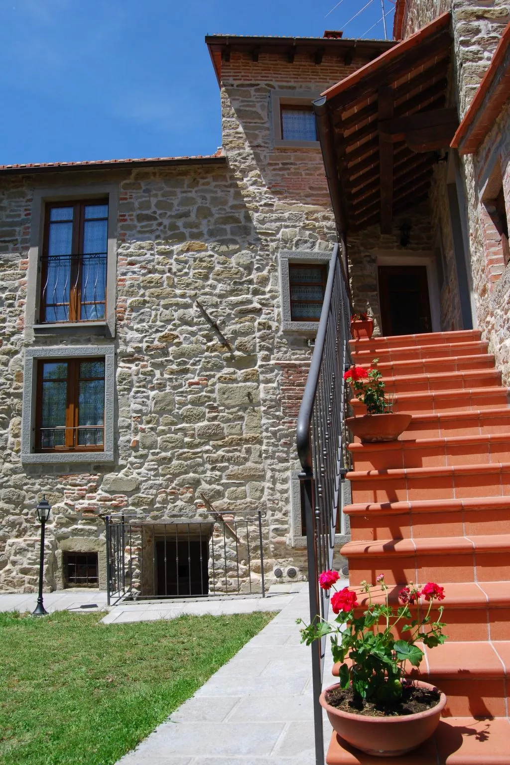 Borgocasalino - La Corte-Dedans