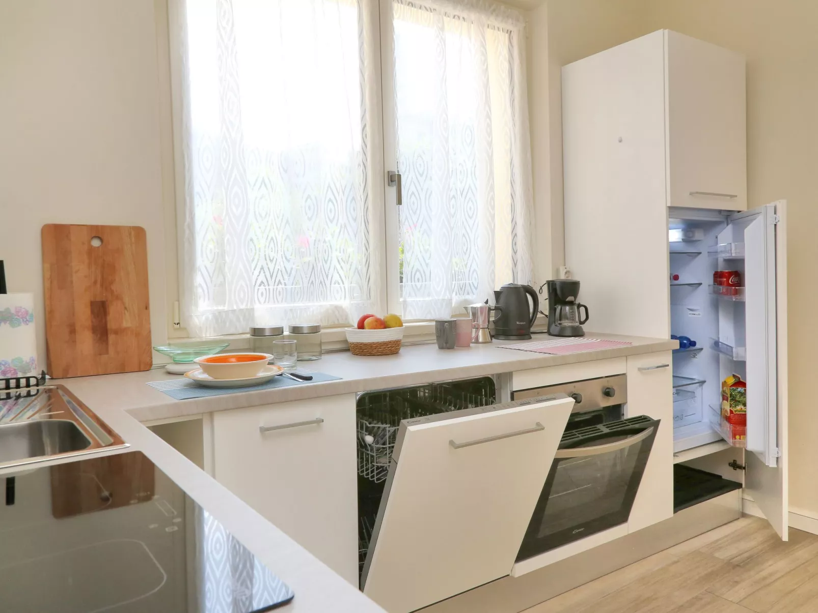 'Vall' mit Privatparkplatz-Dedans