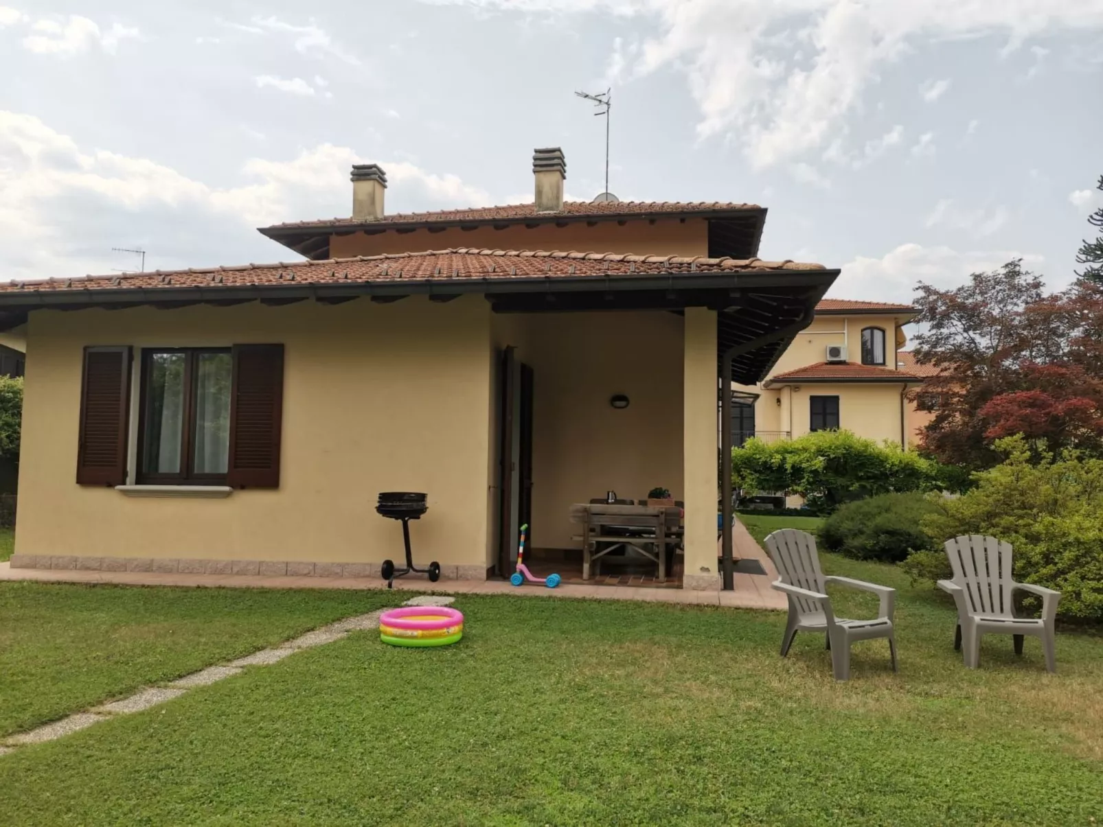 Villa Biancospino See Monate-Draußen