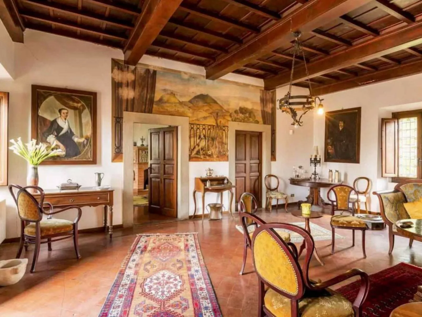 Wunderschöne Villa mit atemberaubender Aussicht und privatem Pool-Inside