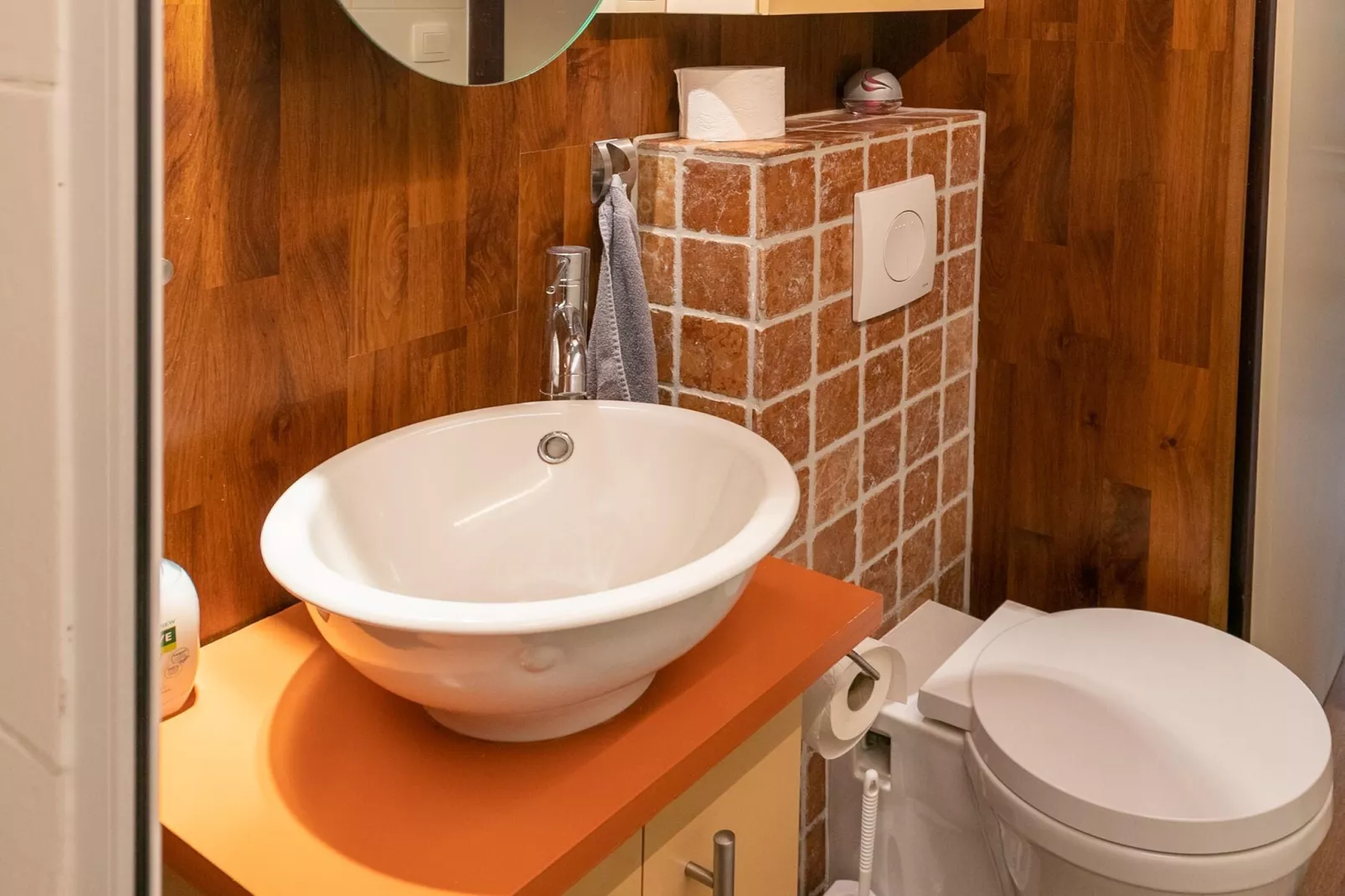 Ut Huuske-Bathroom