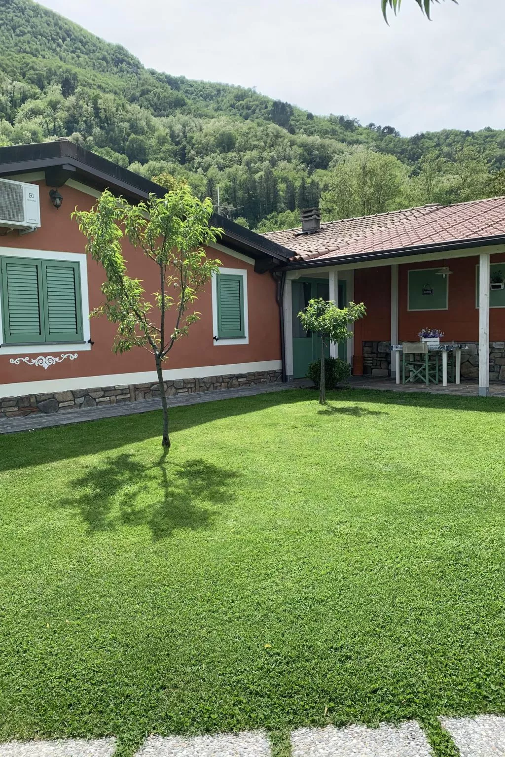 Villa Natura in Gallicano-Outside