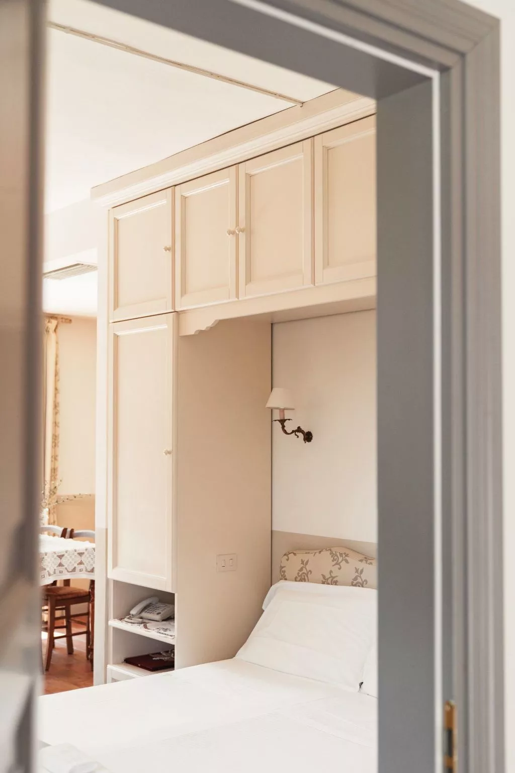 In einem Bauernhaus in den Hügeln, mit Garten und Pool-Image-tags.info