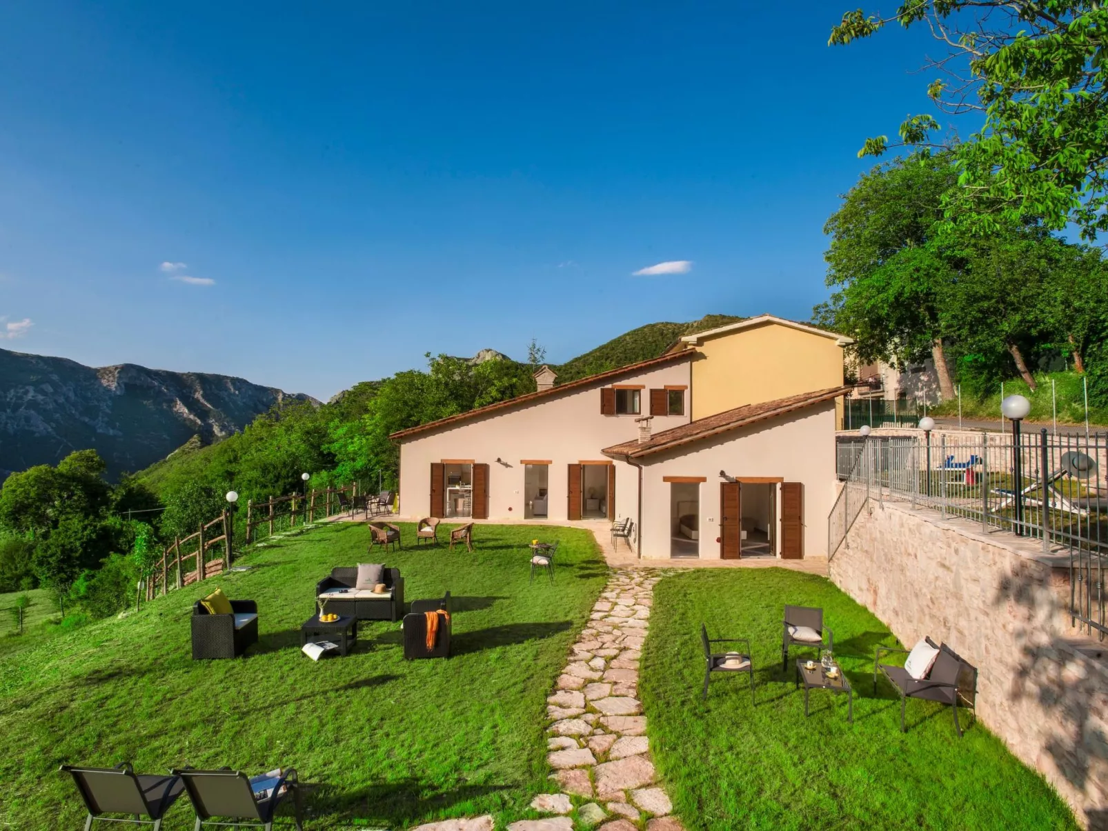 Acquanera - Marcheholiday, mit privatem Pool-Inside