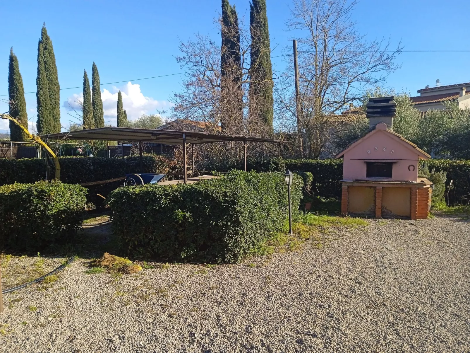 Der Birnbaum-Outside