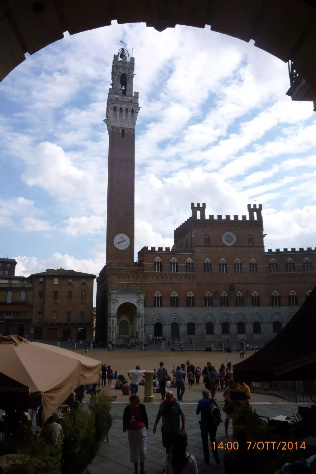 Wohnung mit Garten und oberirdischem Pool-Image-tags.info