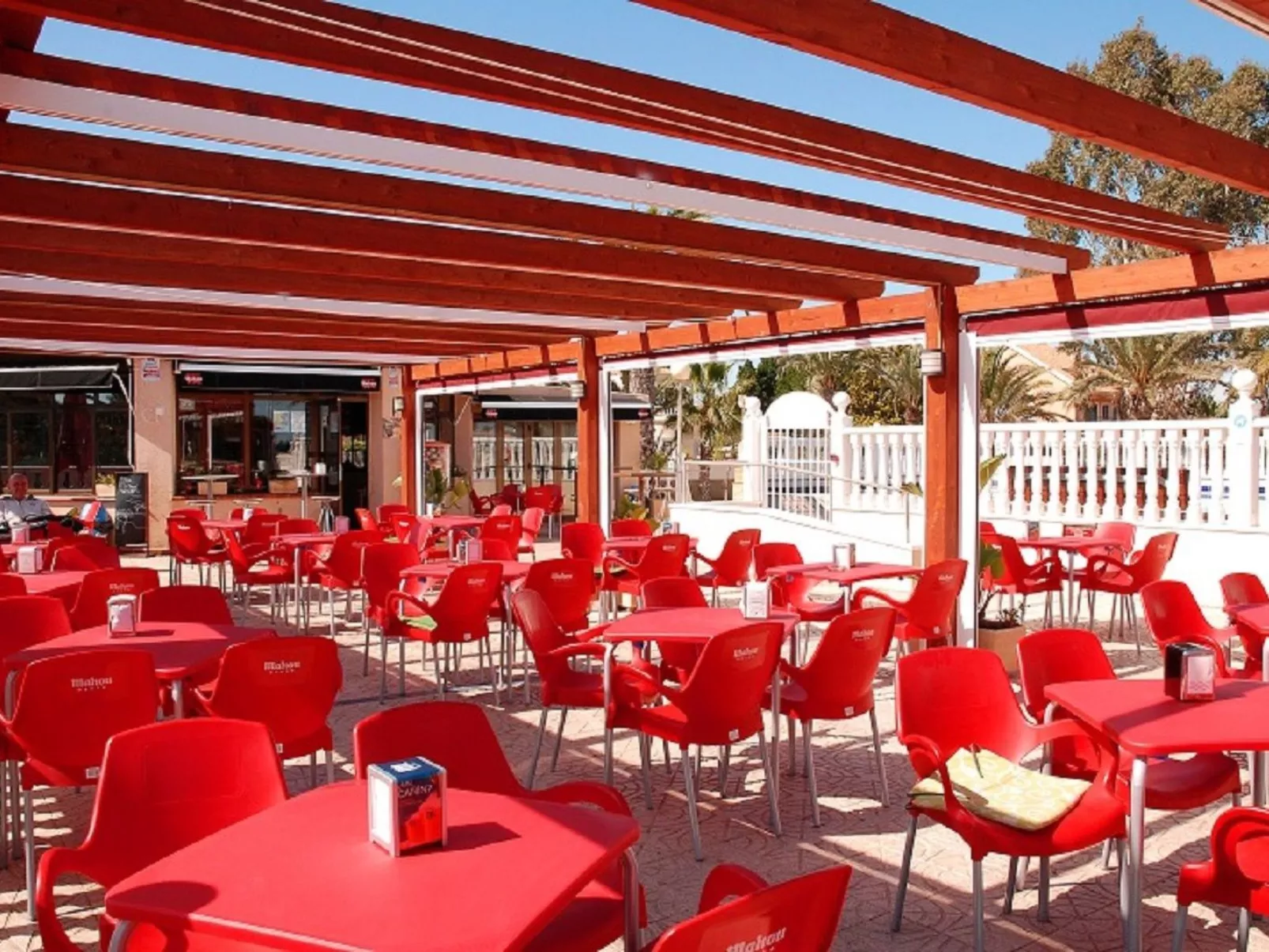 ADELFAS II - 11-Drinnen