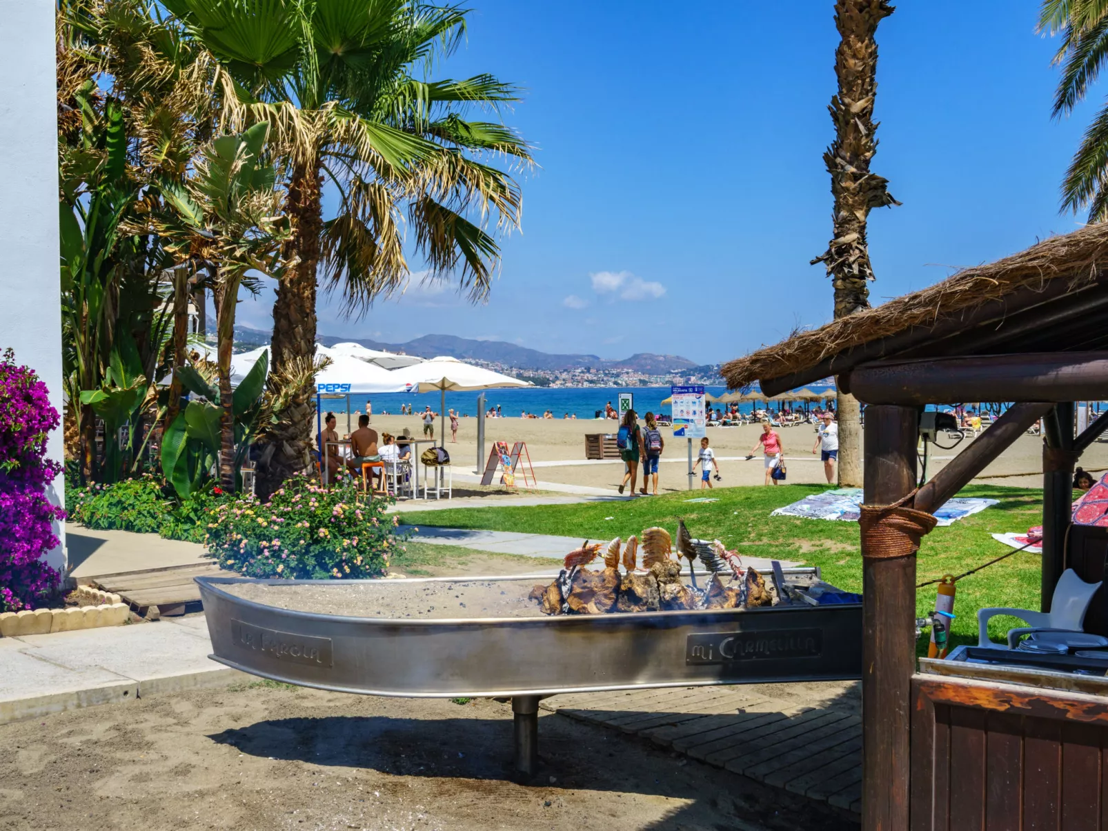 Erdgeschosswohnung mit Balkon für 4 Personen-Environnement