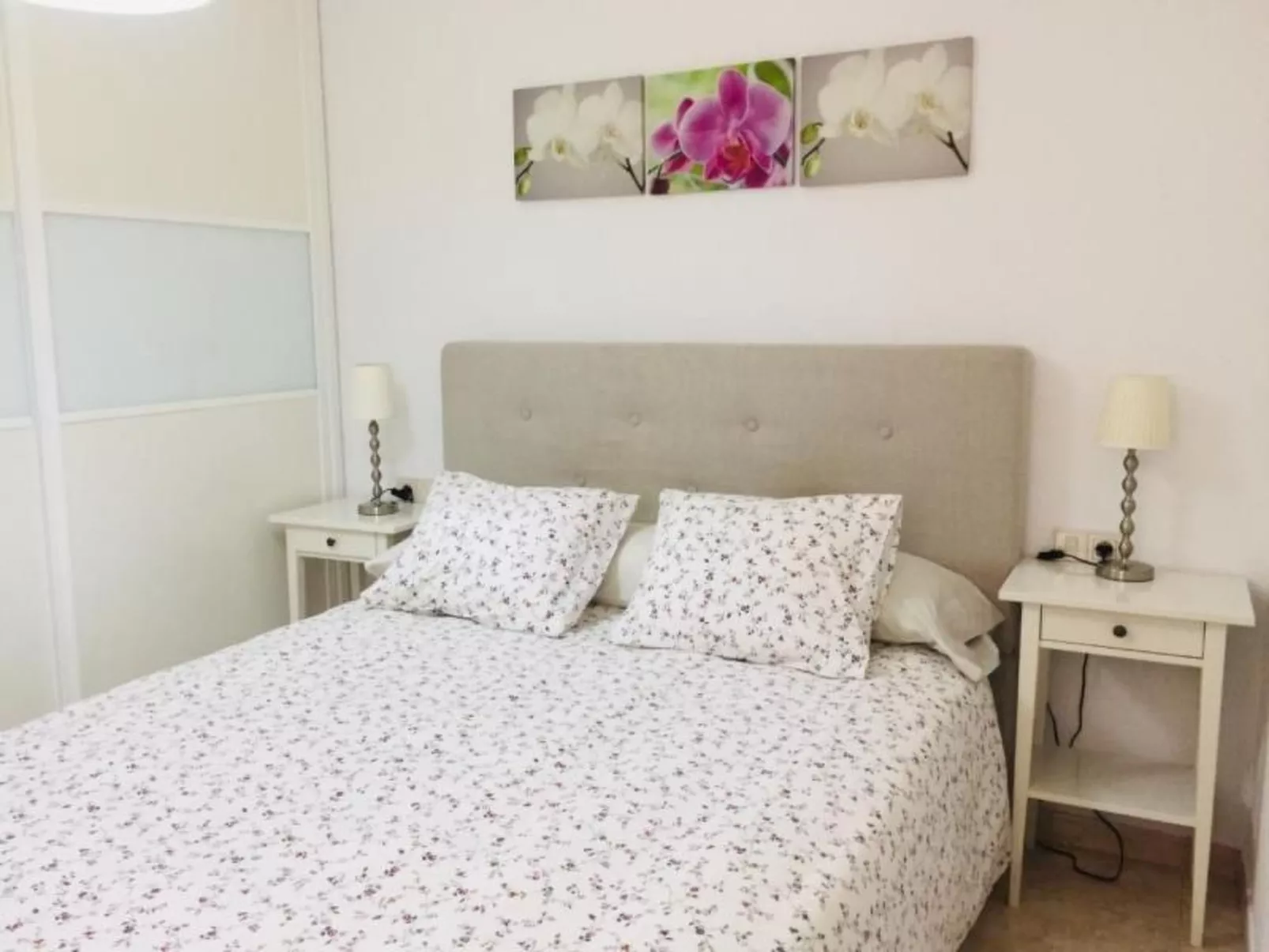 Schöne Wohnung mit Sonnenterrasse und Meerblick-Inside