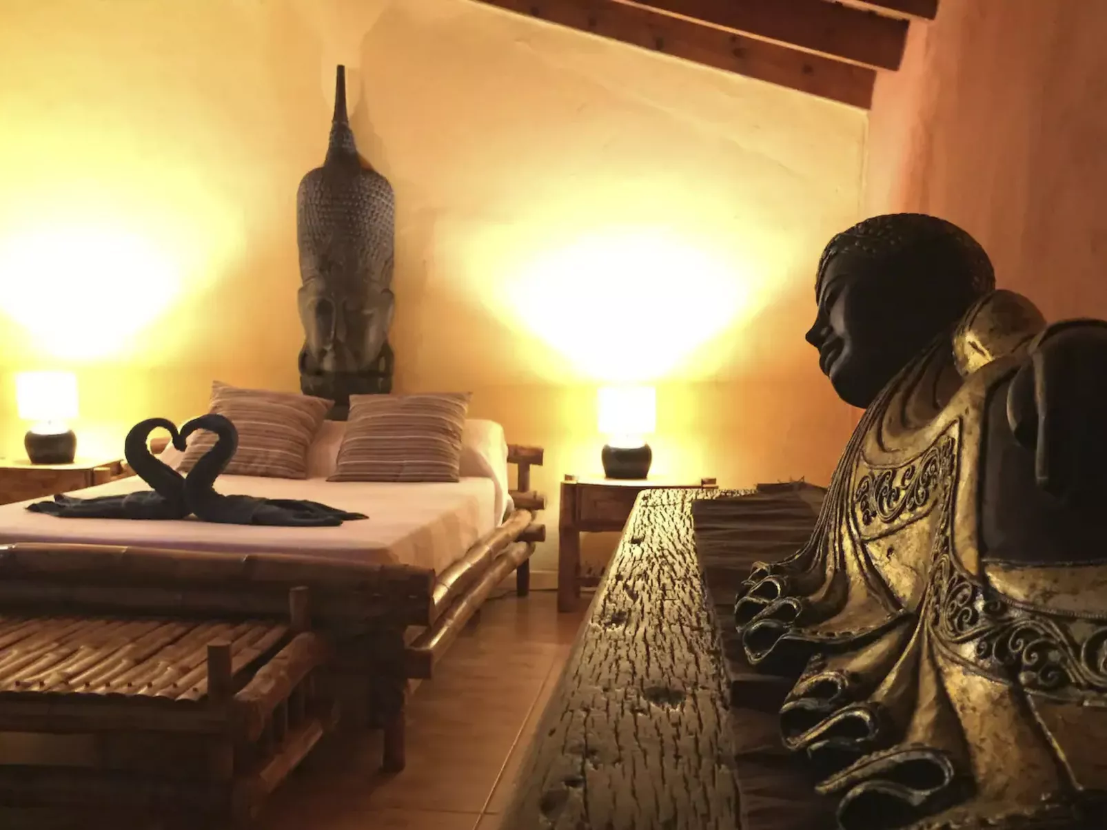 Villa im thailändischen Stil "Zen" mit beheiztem Pool-Inside