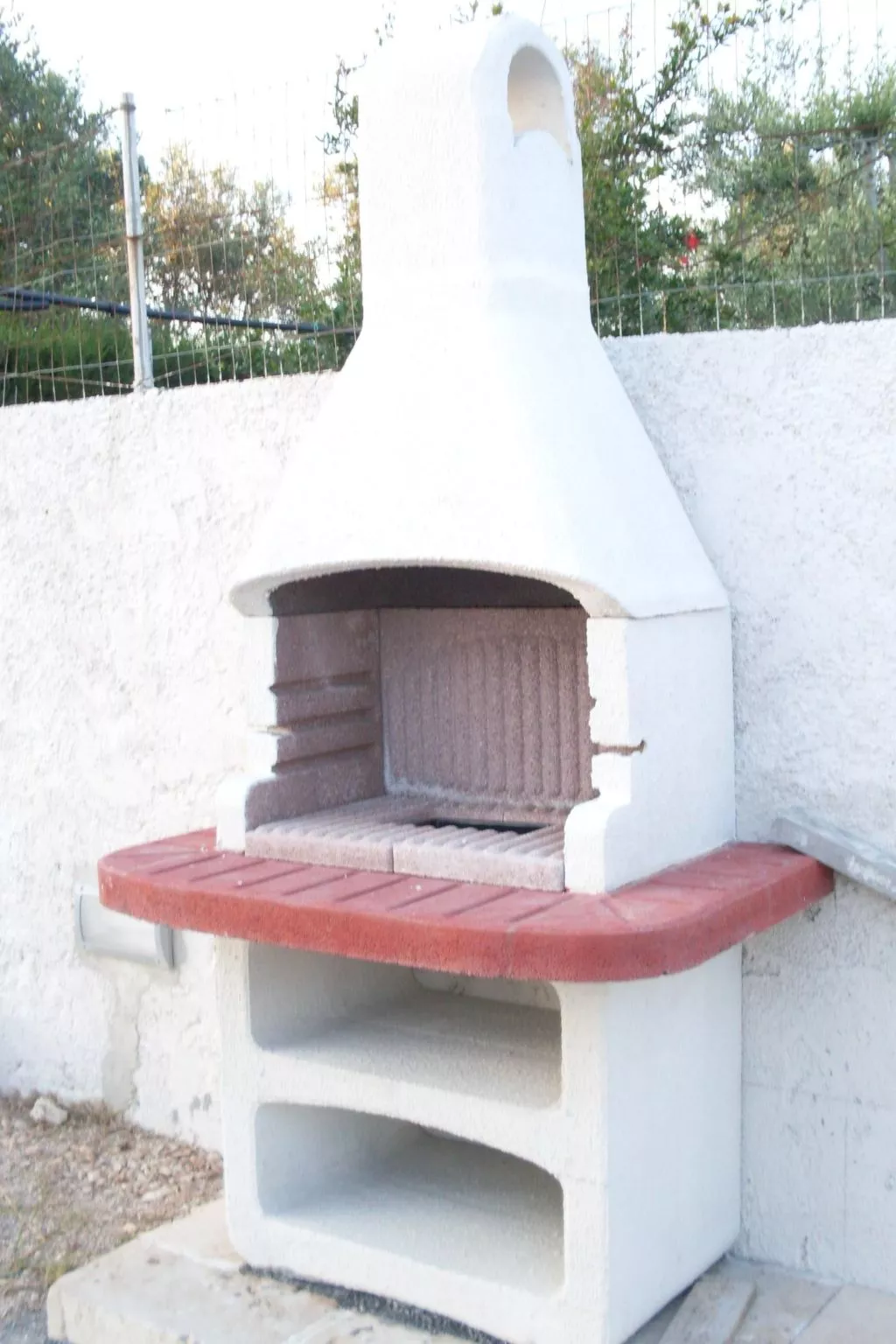 Gemütliche Ferienwohnung in Sogliano Cavour mit Terrasse, gemeinsamem Pool und-Dedans