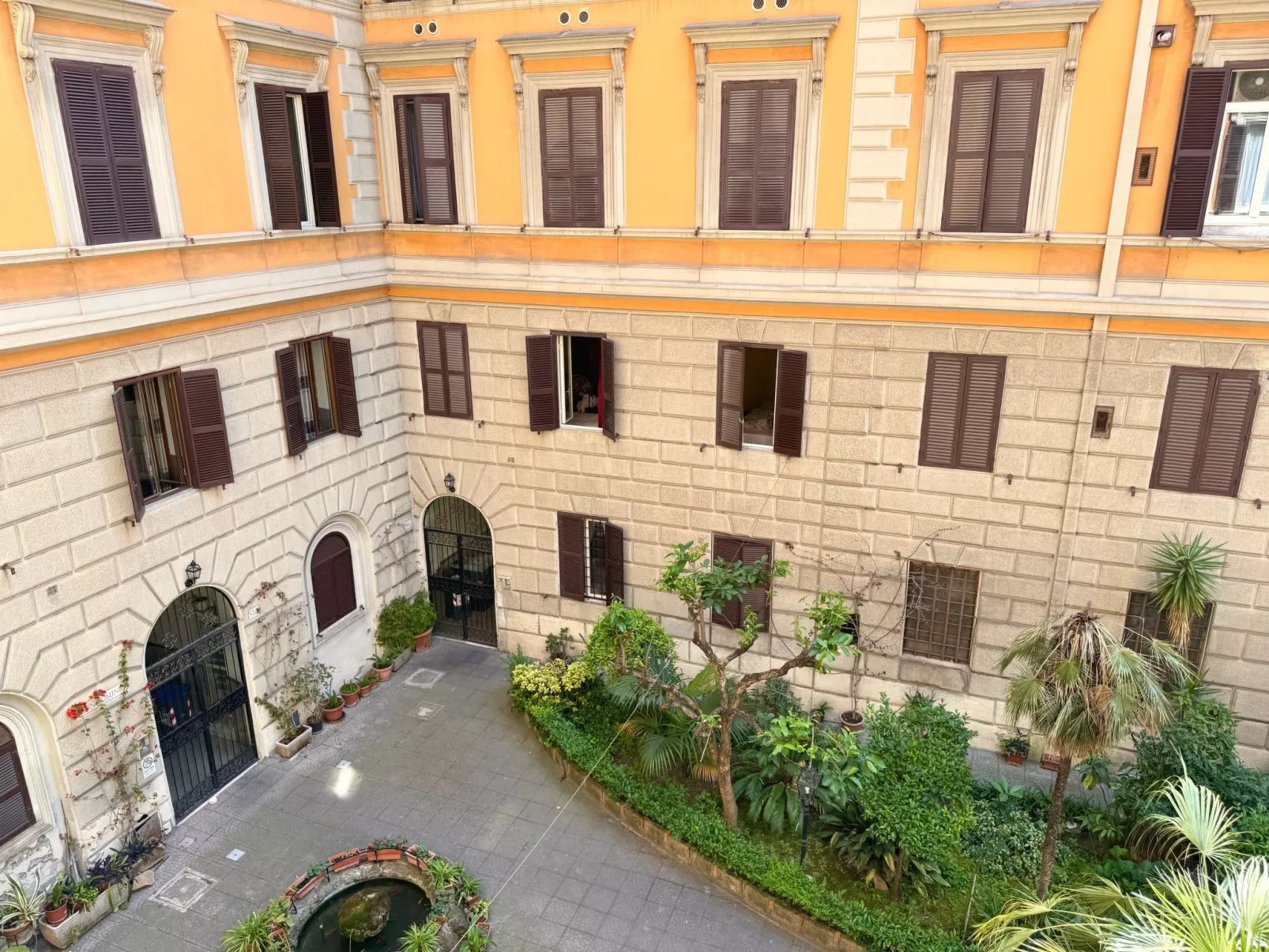 Roman Haven - Inside