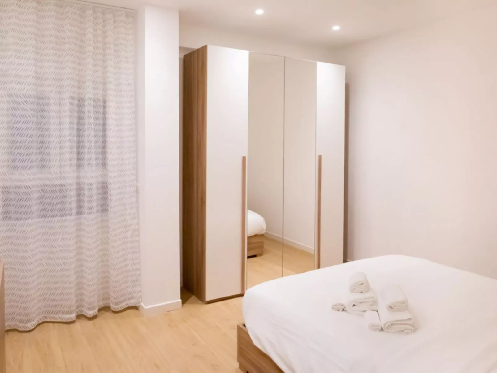 ZimmerWohnung - Casa A-Inside